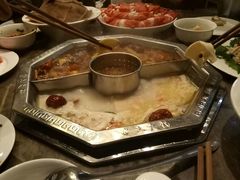 -佬土鹅肠火锅(解放路店)