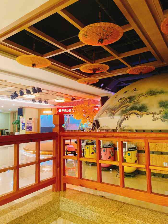 极乐汇汗蒸会馆(城西银泰店)