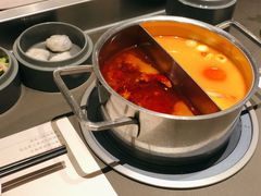 牛油鸳鸯锅底-壹小馆.皇城老妈(成都太古里店)