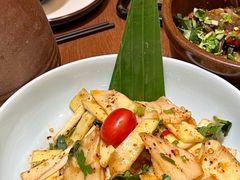 -老滇山寨•云南特色菜•地方菜•民族风情歌舞表演(金碧店)