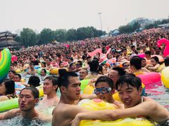 -欢乐水魔方水世界