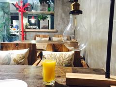 大堂-HIGH FIVE哈福手工汉堡(桂林路店)