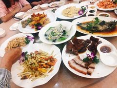 -轩记海鲜餐厅·四十五年老字号·经典粤菜(西区彩虹店)