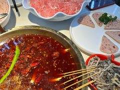 -二荆条·城市森林火锅旗舰店