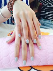 -梓童彩妆.美甲