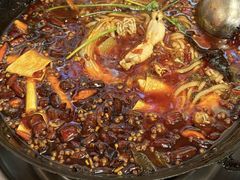 -鸿顺老铁锅美蛙鱼府(解放碑店)