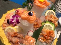 -马路边上·小海鲜烧烤(八一路店)