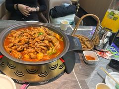 -徐记小怪兽肉蟹煲(中央大街店)