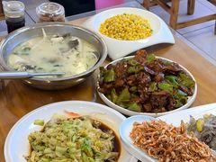 -雪湖煜辰鱼头老店(雪野湖店)