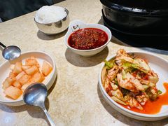 -英子补身汤(海兰路店)