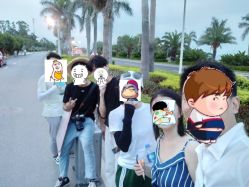 海边，傍晚拍摄完毕-绿皮火车照相馆 婚纱照旅拍(厦门店)