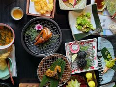 -花潮料理艺食馆(成都万象城店)