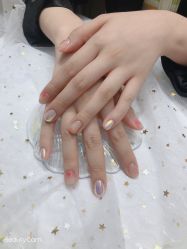 -吉吉靓甲美睫