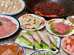 -沸炉重庆老火锅(军事博物馆店)