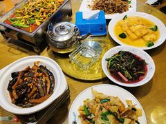 -深巷家味馆.湖北头牌红烧鱼头拌饭(黄陂店)