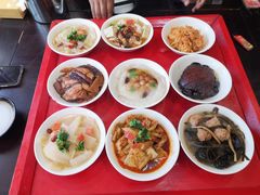 -蓝田九大碗民俗食府(蓝田店)