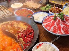 -萍姐火锅·公路夜市(武汉首店)