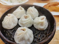 蟹粉小笼汤包-常鲜德乐购迎桂馒头店(麻巷公寓店)