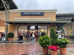 -斯凯奇(八达岭奥特莱斯店)
