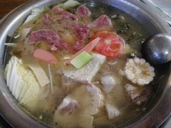 -泸州酸菜豆花火锅川师店