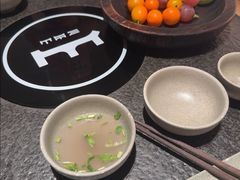 -三出山火锅(南京万象天地店)