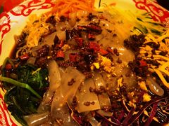 -闯关东东北农家菜(崂山石老人店)