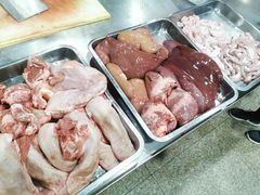 -标记美食新鲜猪杂(兴南大道店)