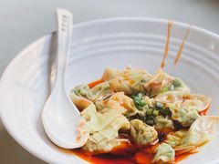 红油拌荠菜小馄饨-弄堂咪道-饭香·面香·馄饨香(汇锦广场店)
