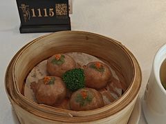 -景月阁空中食府(希尔顿酒店)