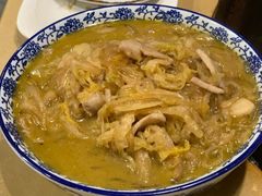 肥羊粉-万里闯关东铁锅炖菜馆(高新旗舰店)