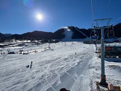 -丝绸之路山地度假区滑雪场