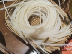 -黔有有贵州酸汤夺夺粉火锅(五味十字店)