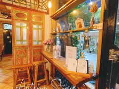 -西关84·History·Art·Cafe