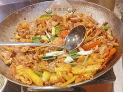 -富正毅三下锅·湘西韵味(天门山索道店)