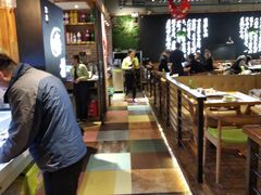 -洪氏嗨捞·广东猪肚鸡·椰子鸡火锅(西咸万象城店)
