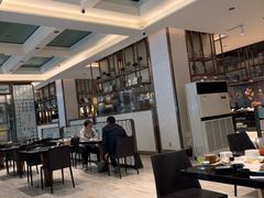 -东方红海鲜百汇(国际大厦店)