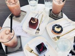 -UNI UNI(环亚凯瑟琳店)