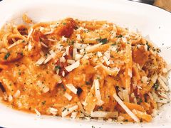 三文鱼罗勒番茄扁面-HELLO 27 意面·沙拉·帕尼尼