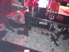 -SPACE(欢乐颂购物中心店)