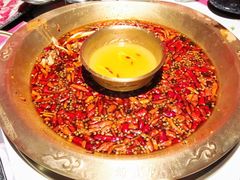 魔鬼椒麻锅-哥老官重庆美蛙鱼头(宝山龙湖店)