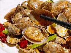 -休记光头香辣蟹干锅店(衣冠庙店)