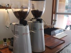 -Line 咖啡(石厦花园店)