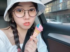 -星巴克(济南美莲广场店)