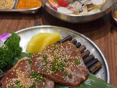 -明洞阿姨·韩式酱蟹烤肉·创意料理(三元桥店)