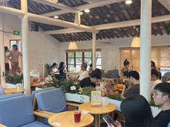 -猫的天空之城概念书店(苏州平江店)