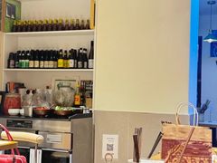 -粉八·云南米线·建水烧烤(常熟路店)