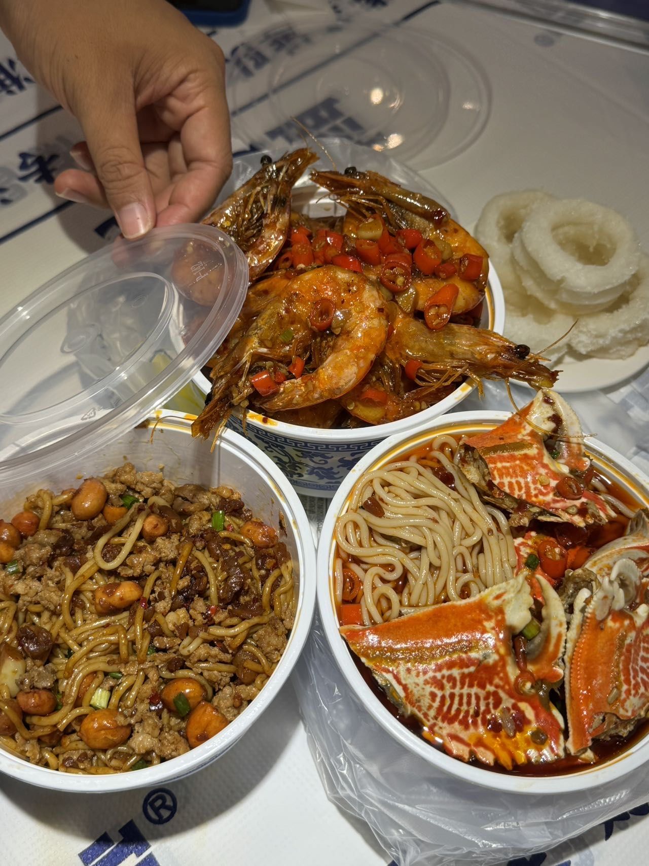 坐高铁来合肥打包这个⋯果然很好吃啊!
