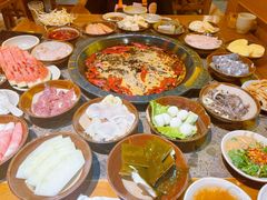 -舒家大院重庆老火锅(纪念塔店)