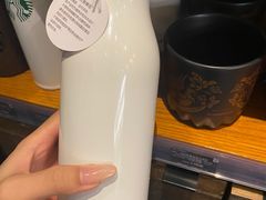 -星巴克(北京三里屯SOHO一店)