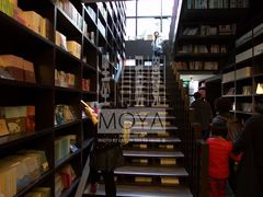 店内环境-钟书阁(松江泰晤士小镇店)